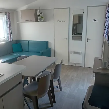 Casa vacanze 2-bedroom Mobile Sleeps 4 *